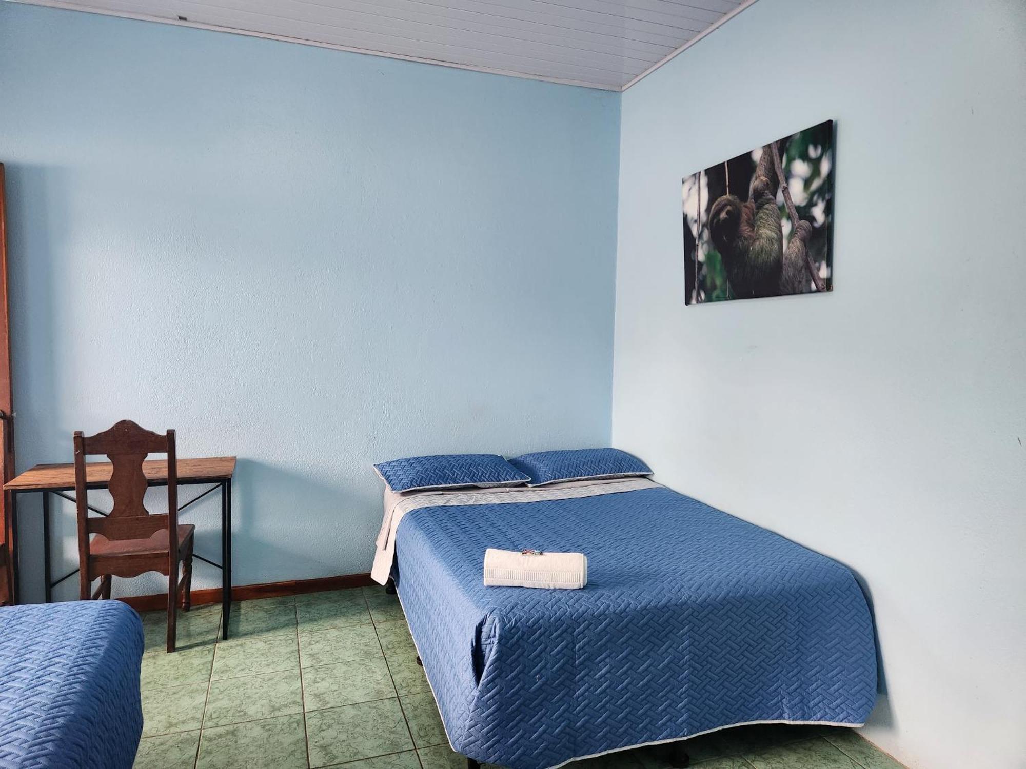 Hotel Y Restaurante El Marino Санта-Крус Номер фото